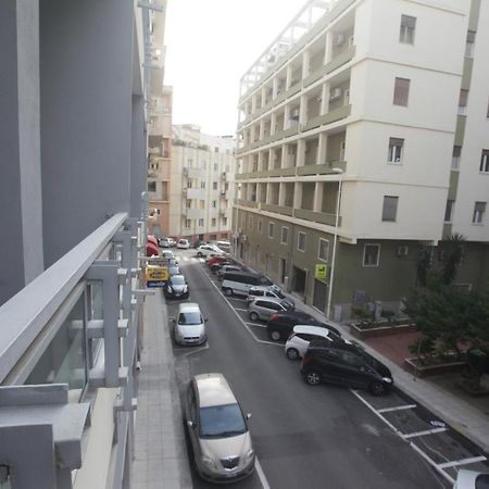 B&B Cagliari City מראה חיצוני תמונה